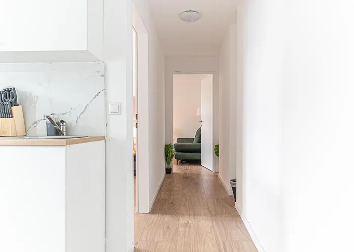Apartament Charming 2-bedroom Steps From U6 Am Schoepfwerk *