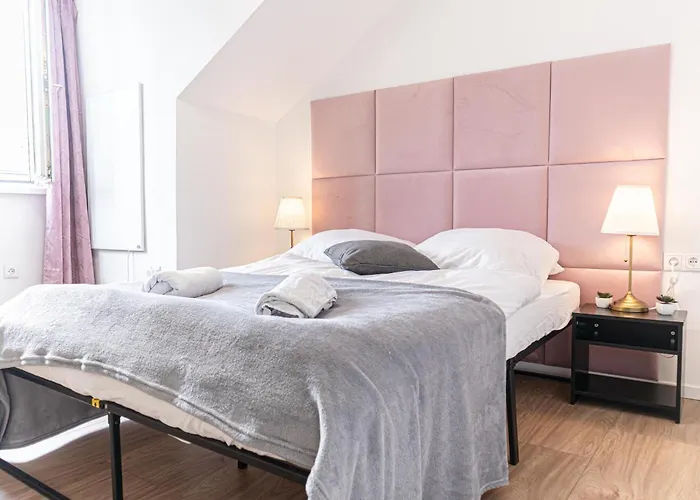 Apartament Charming 2-bedroom Steps From U6 Am Schoepfwerk